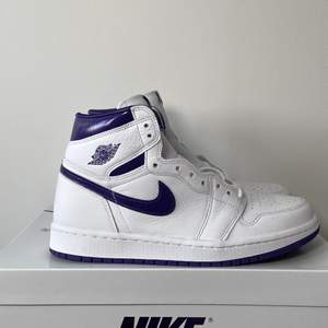 Air Jordan 1 Retro High Court Purple (W). DS. US 6.5W/EU 37.5W. 1800kr. Meet up in Stockholm available. No trade/exchange 