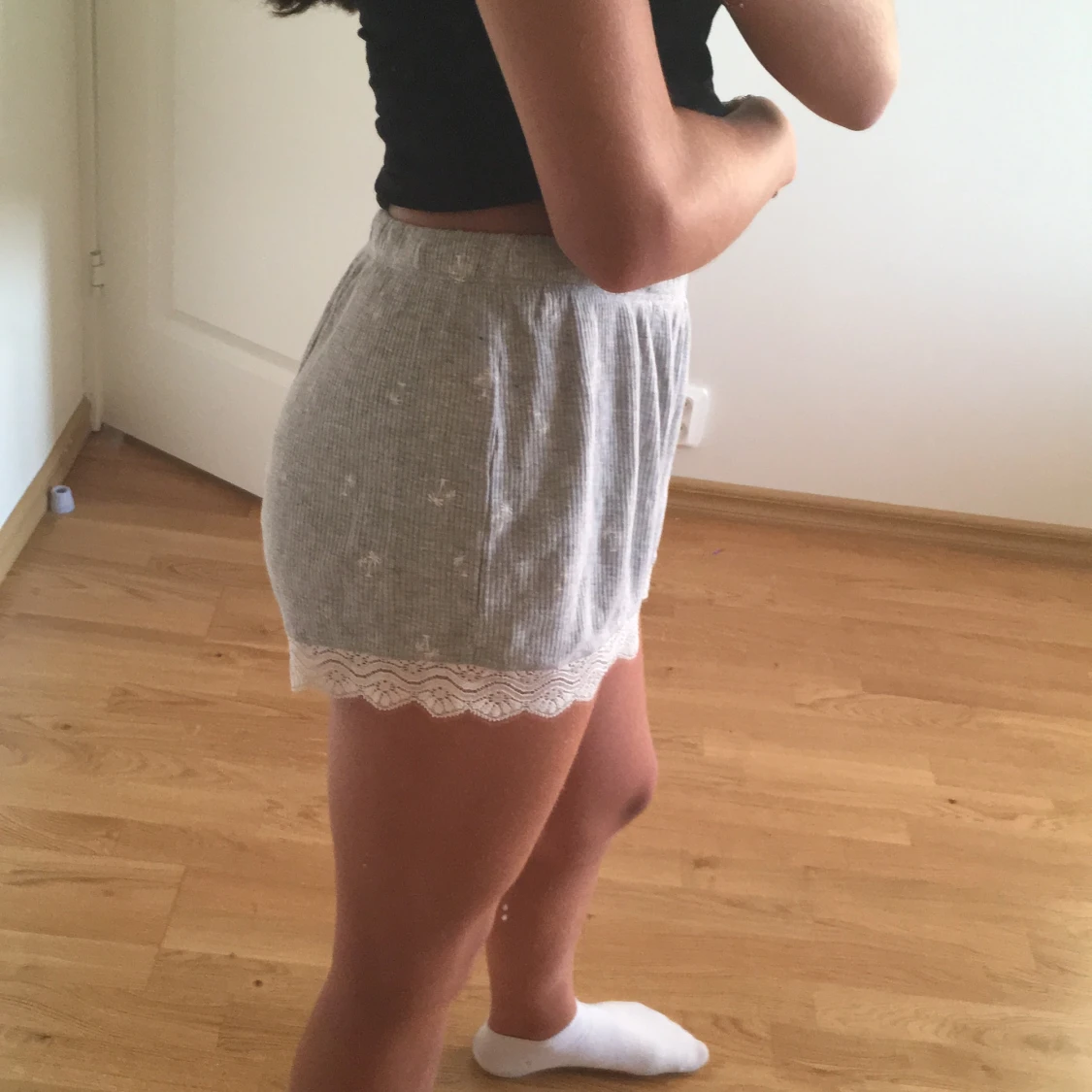 Säljer denna kjol från Lindex  - 90