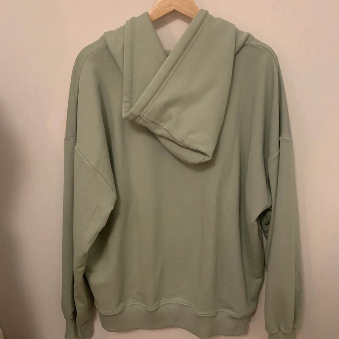 Grön ziphoodie M - 90