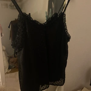 Linne / topp - Snyggt linne från bikbok aldirg använt 