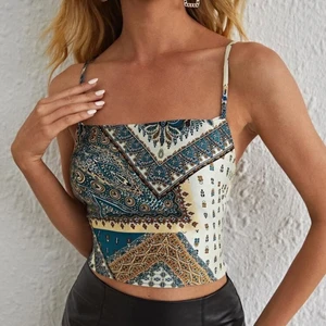 ✨Shein✨(Strl S) - Jätte fin tröja med korsade band i ryggen. Säljer pga att den inte kommer t användning. Pris kan diskuteras. Köpare står för frakt💘