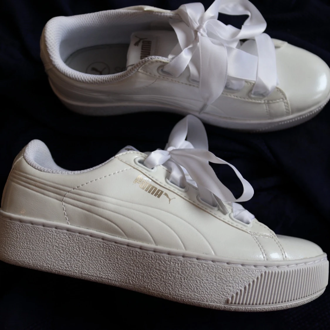 New !! Puma Vikky Stacked White