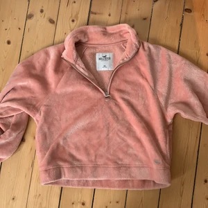 Hollister tröja - Musik tröja från hollister, använd en gång! Köparen står för frakt