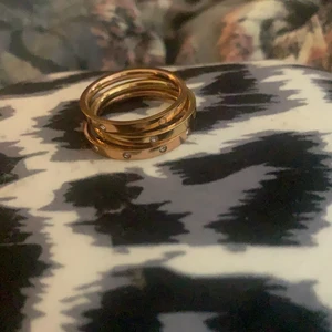 Catier kopia - Variera kopia tre färger st 17 som ny kan använda en el alla tre ihop. Säljer alla tre för 100