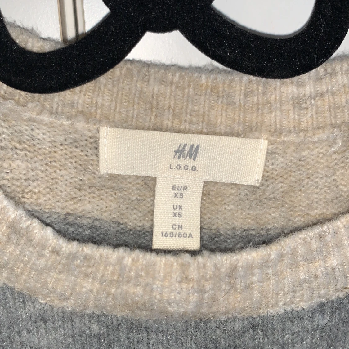 Stickad flerfärgad  - 90