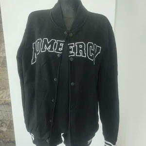 Bomberjacka - Bomberjacka Reserved i storlek M i fint skick