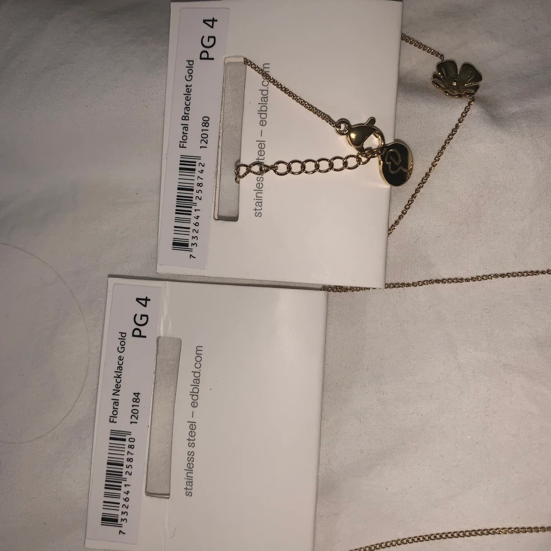 Oanvända edblads smycken  - 90