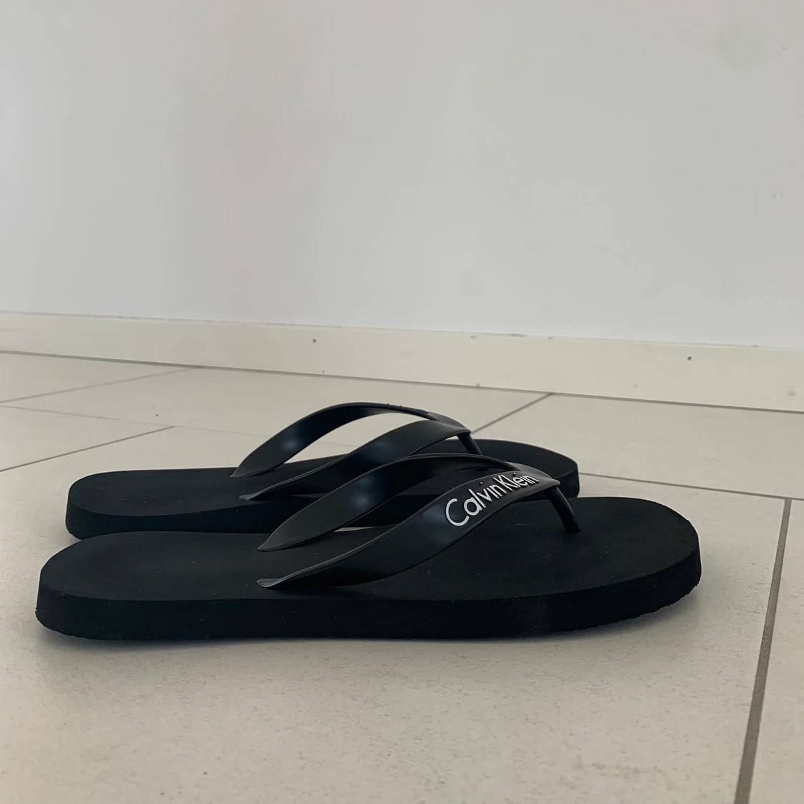 Calvin Klein flip-flops  - 91