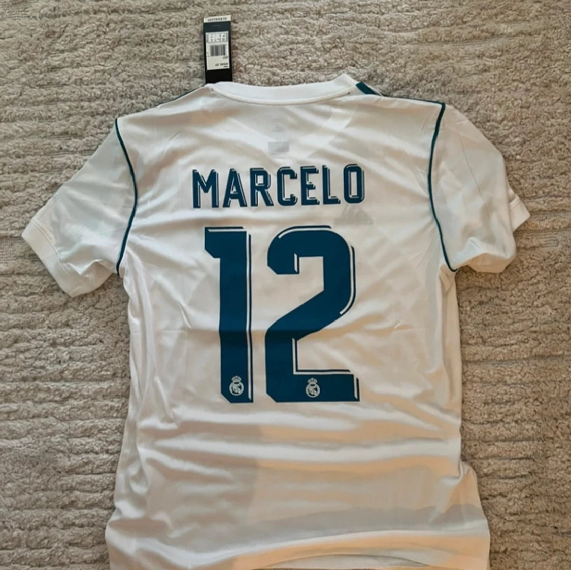 Vit Real Madrid fotbollströja Med Marcelo på backsidan  - 1