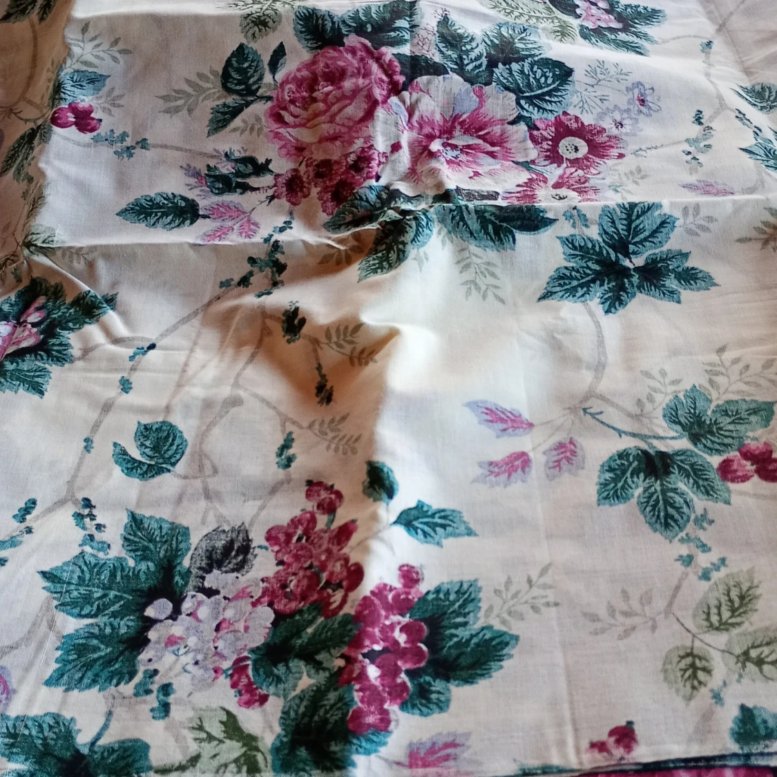 Gardintyg blommigt 5 meters bunt  - 1