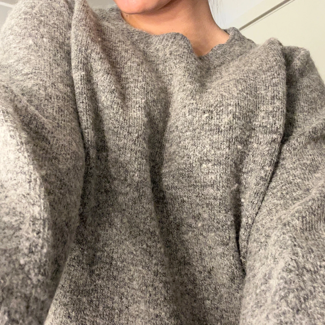 Grå stickad tröja från Soyaconcept - 1