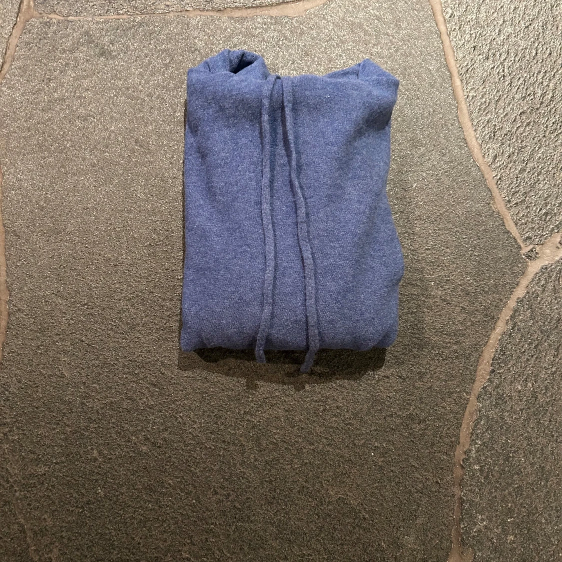 Blå hoodie - 1