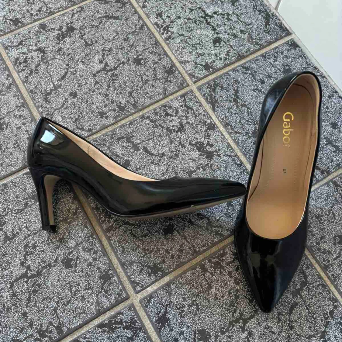 Svarta pumps från Gabor - 1