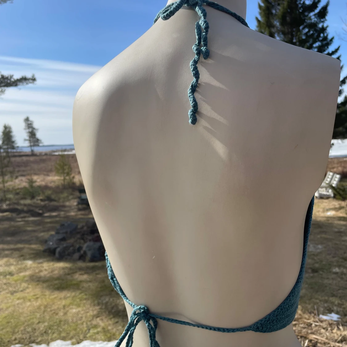 Egenvirkad halterneck-topp - 3