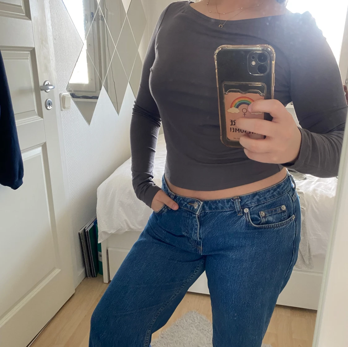 Grå långärmad topp