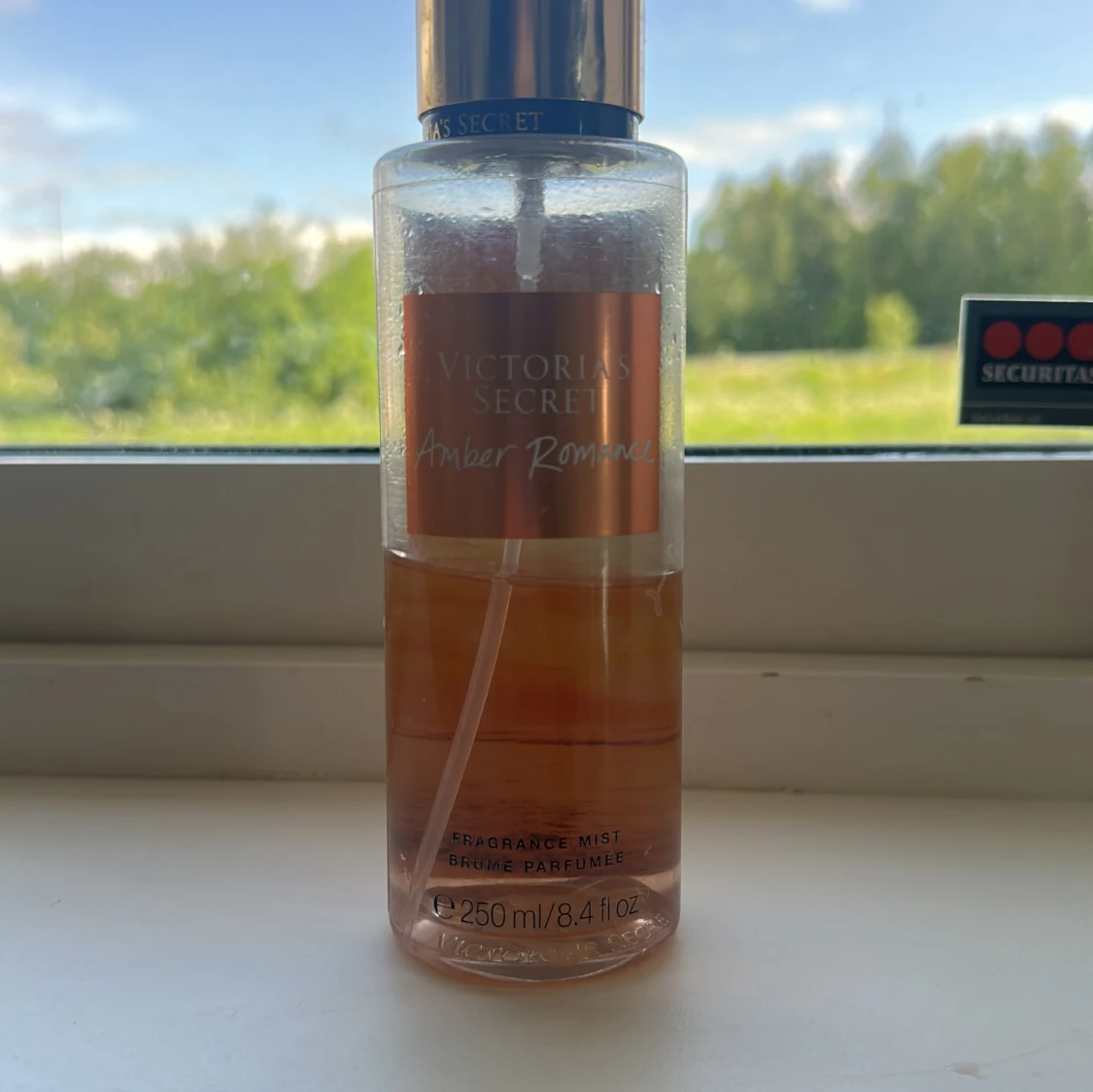 Victorias secret Amber romance 