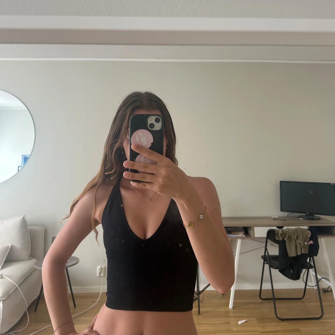 Svart croppad linnetopp Aim'n