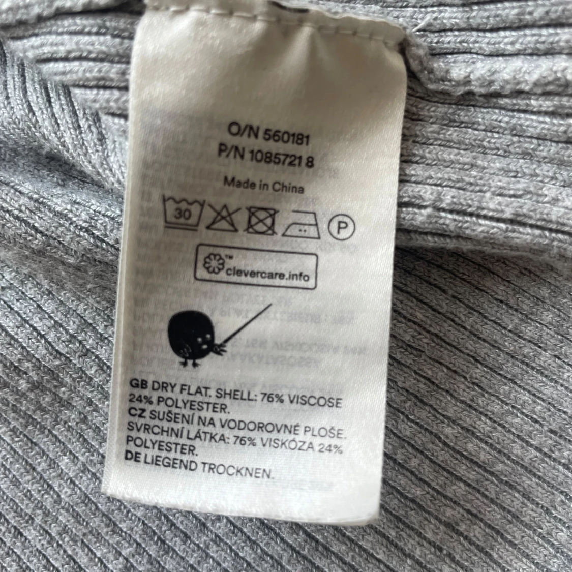 Grå ribbad hoodie med dragkedja Monki - 3