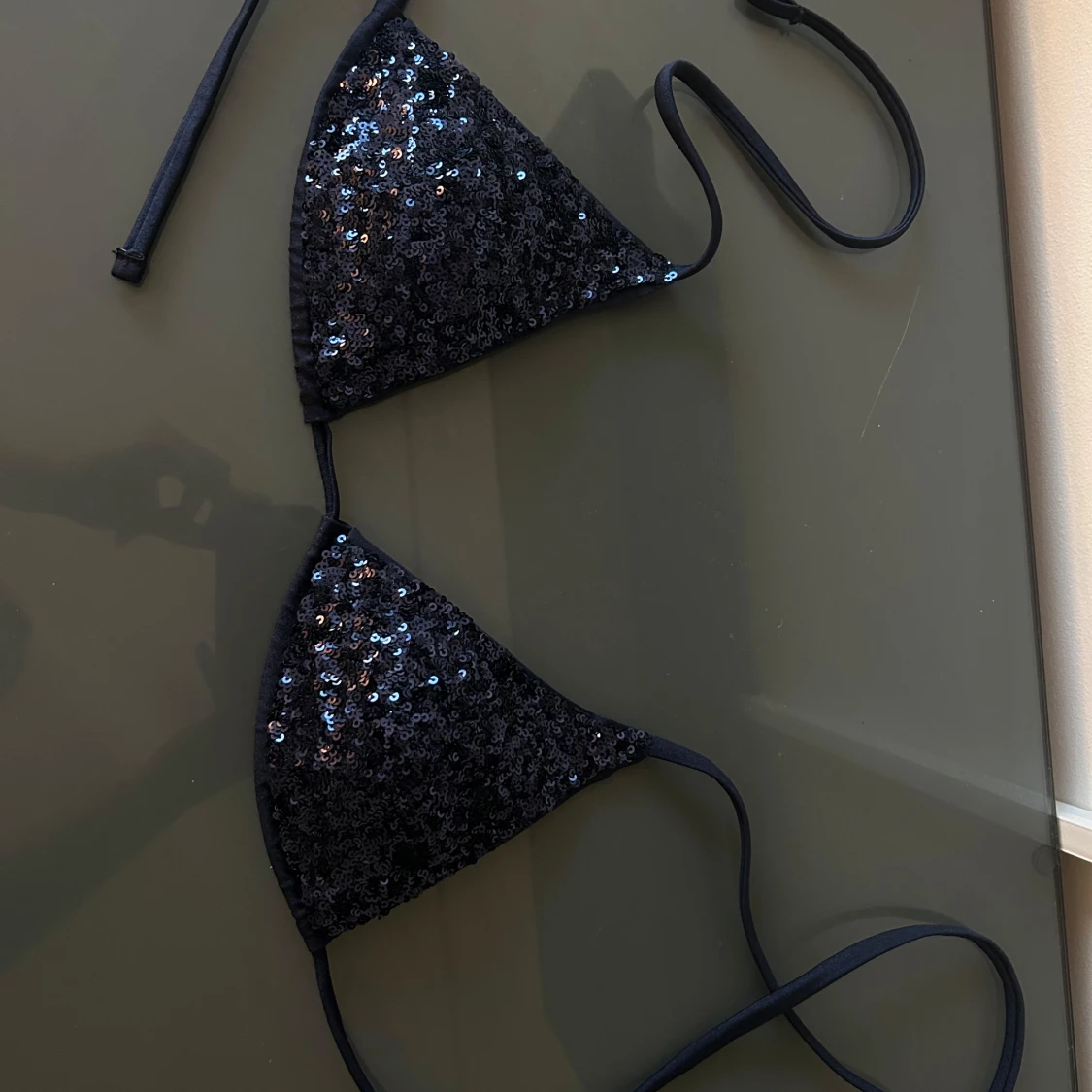 OANVÄND Glittrig bikini, Calzedonia - 3