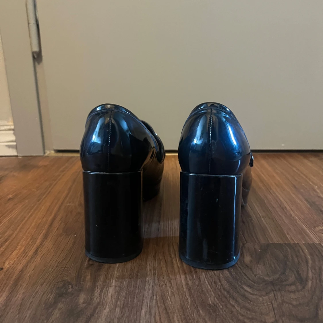 Svarta platåloafers med klack - 3