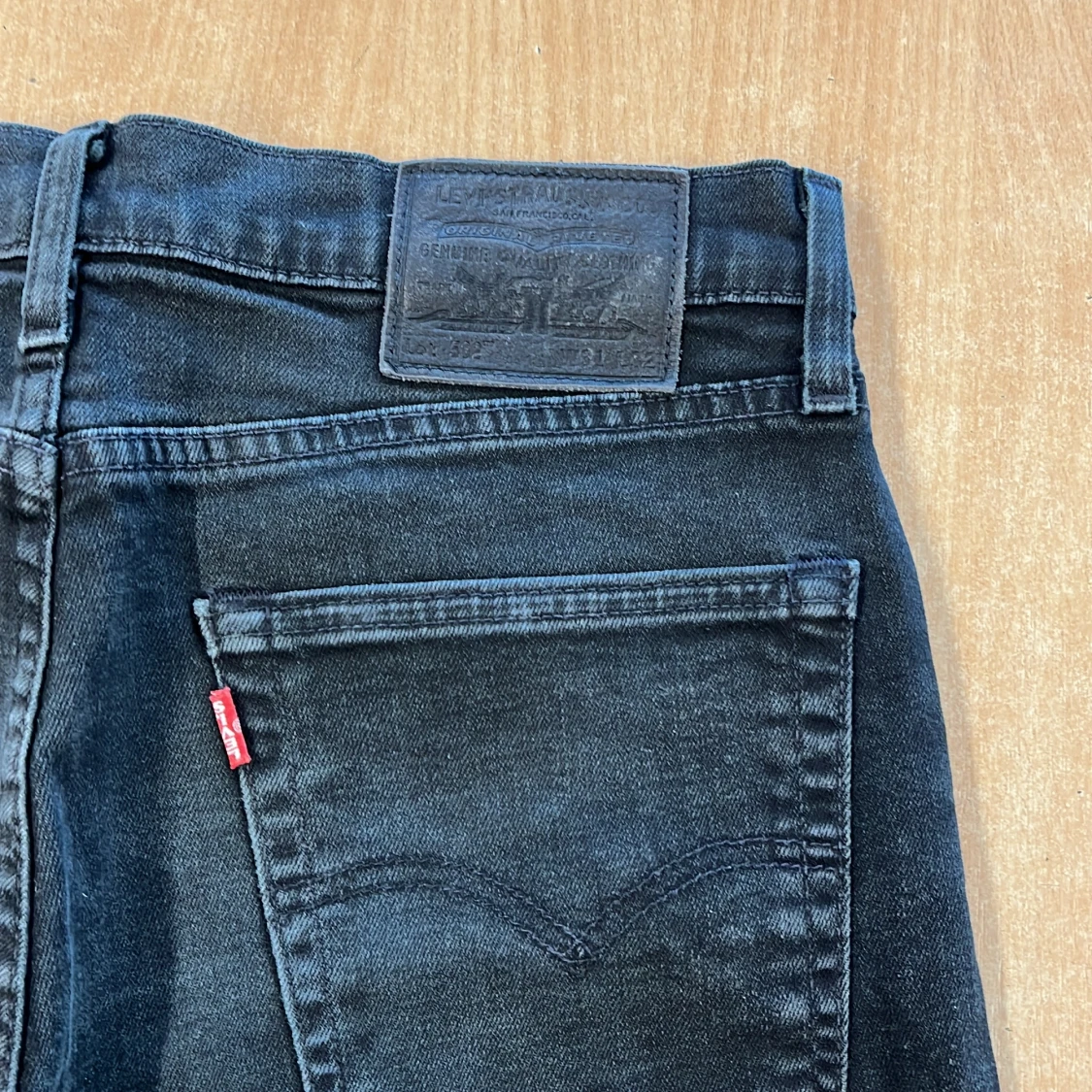 Svarta Levi's 502 jeans - 2