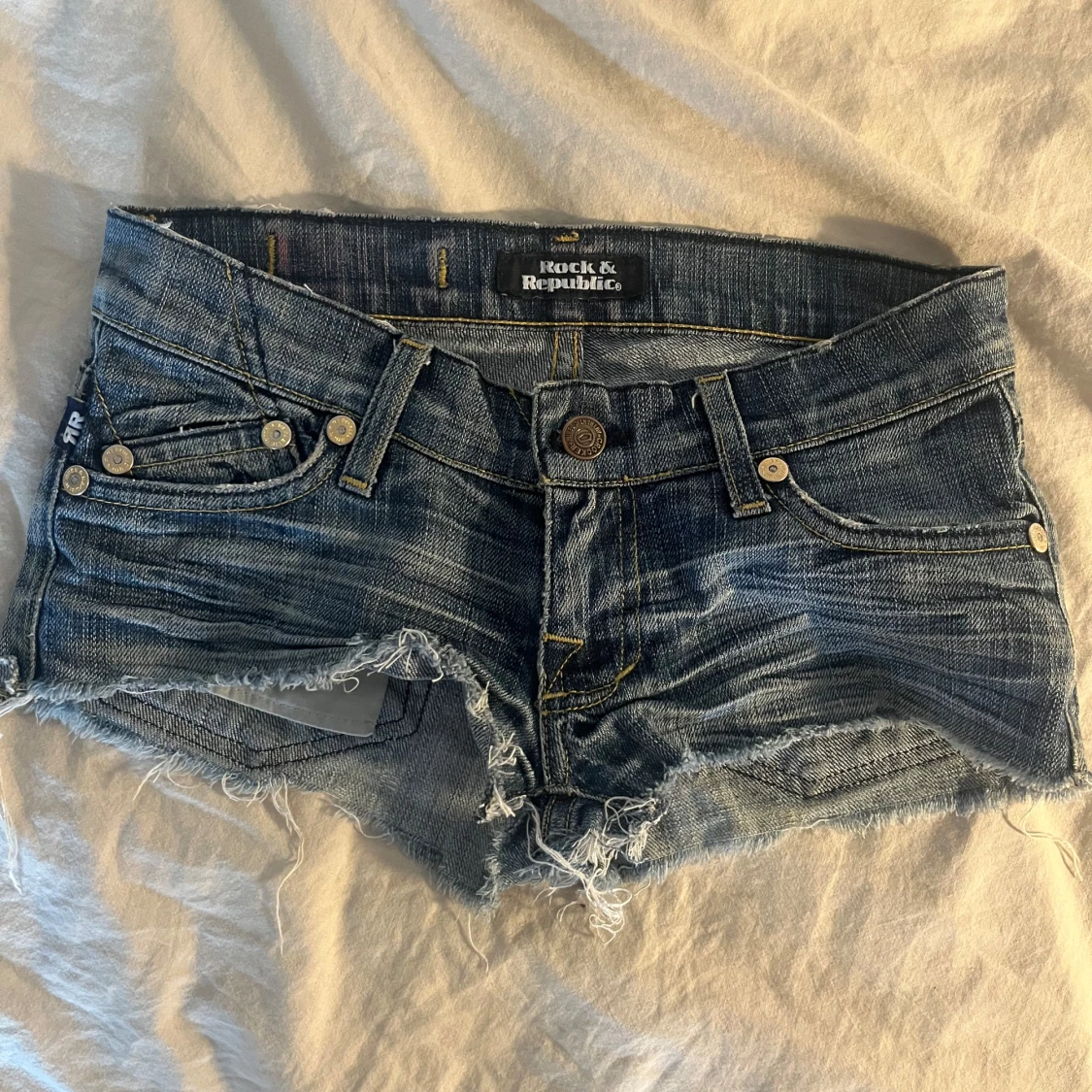 Jeansshorts från Rock & Republic - 1