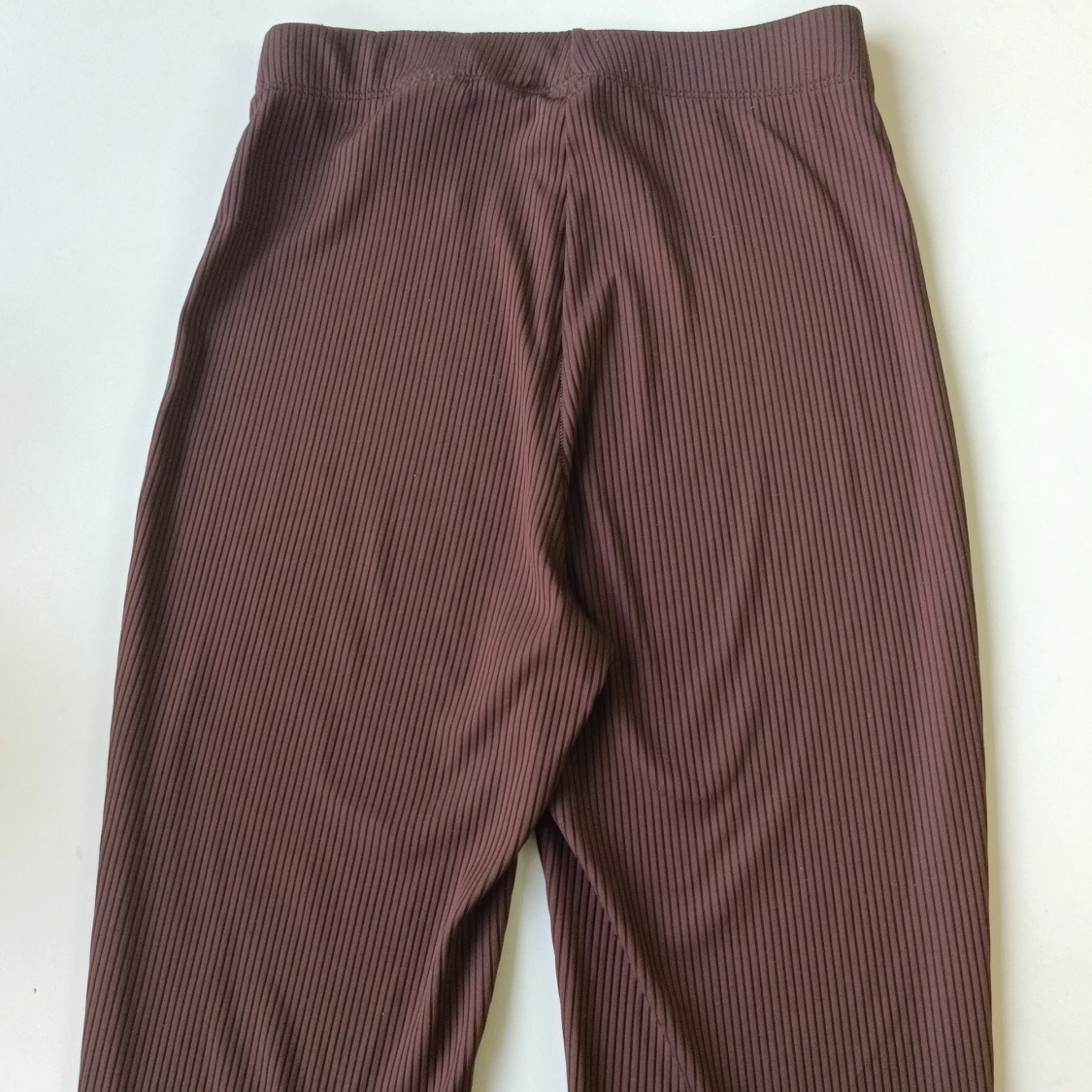 Bruna ribbade byxor med hög midja - 3