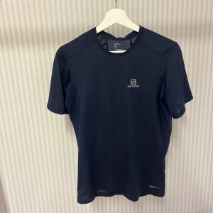 Salomon T Shirt  - Tränings T-shirt från Salomon 