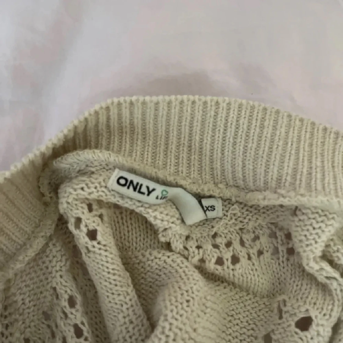 Offshoulder stickad tröja ONLY - 3