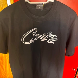 Corteiz T-shirt - Corteiz T-shirt i svart färg. Helt oanvänd.