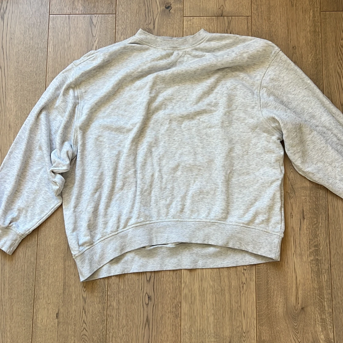Grå oversized sweatshirt från H&M Divided