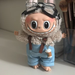 Labubu - Köptes för 500kr säljer för 400kr 