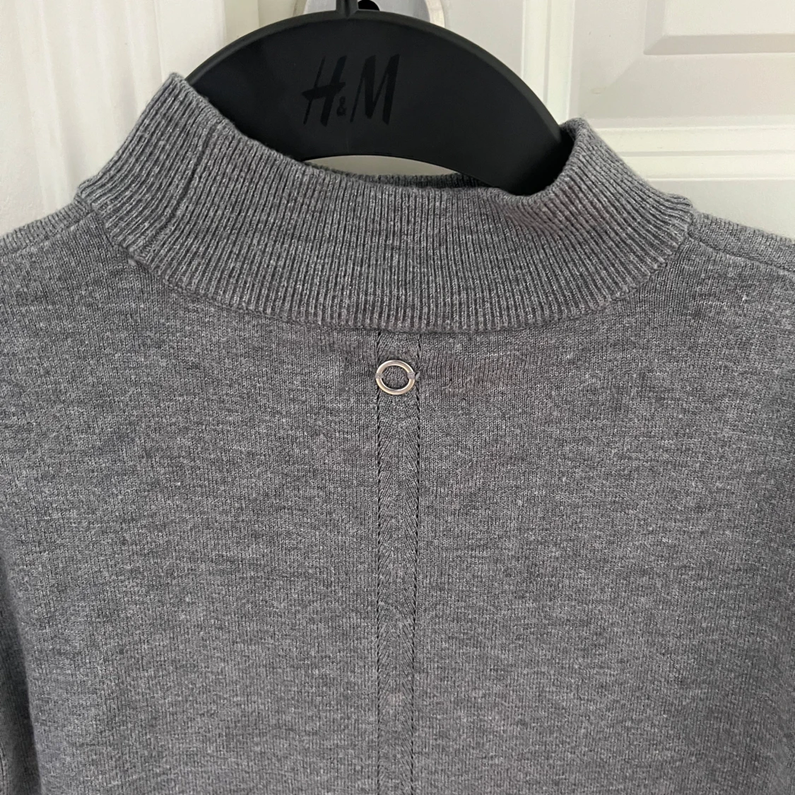 Grå polotröja med kort ärm från H&M - 2