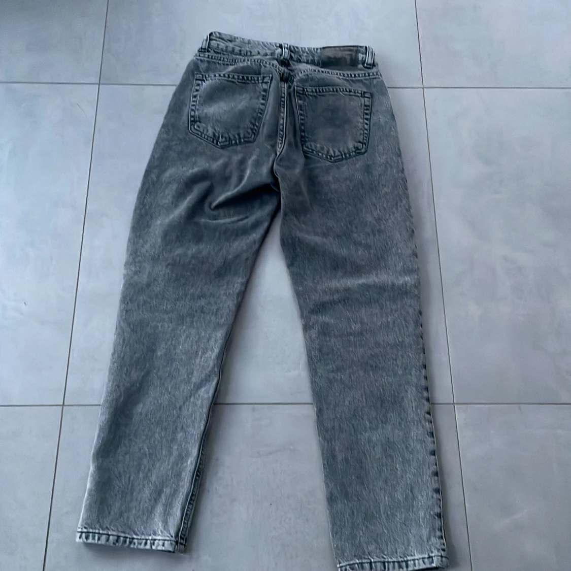 Grå jeans från Grunt - 3