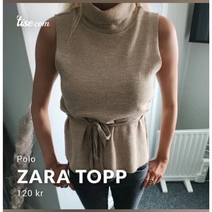 Zara topp. - Säljer denna fina topp💗