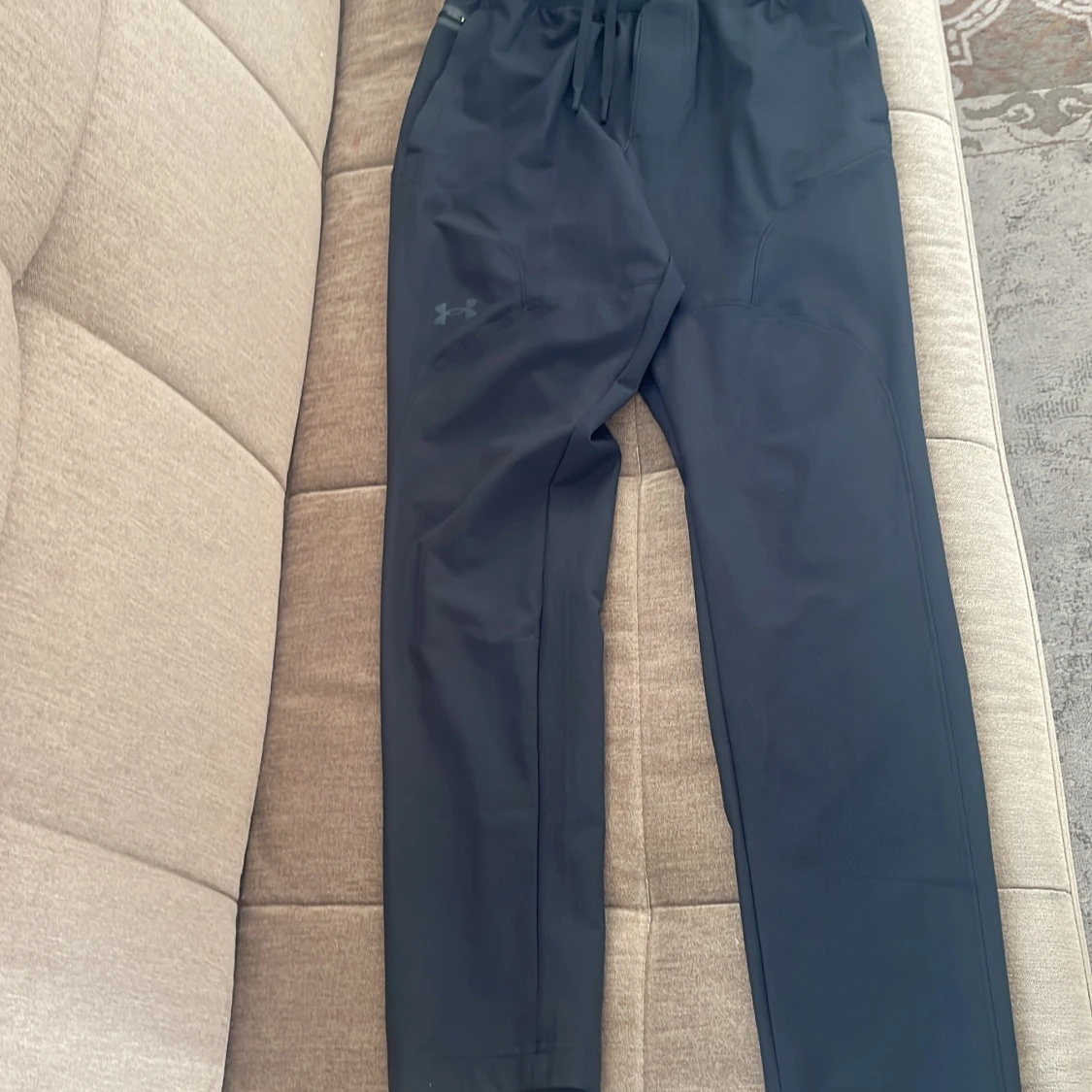 Svarta träningsbyxor från Under Armour - 2