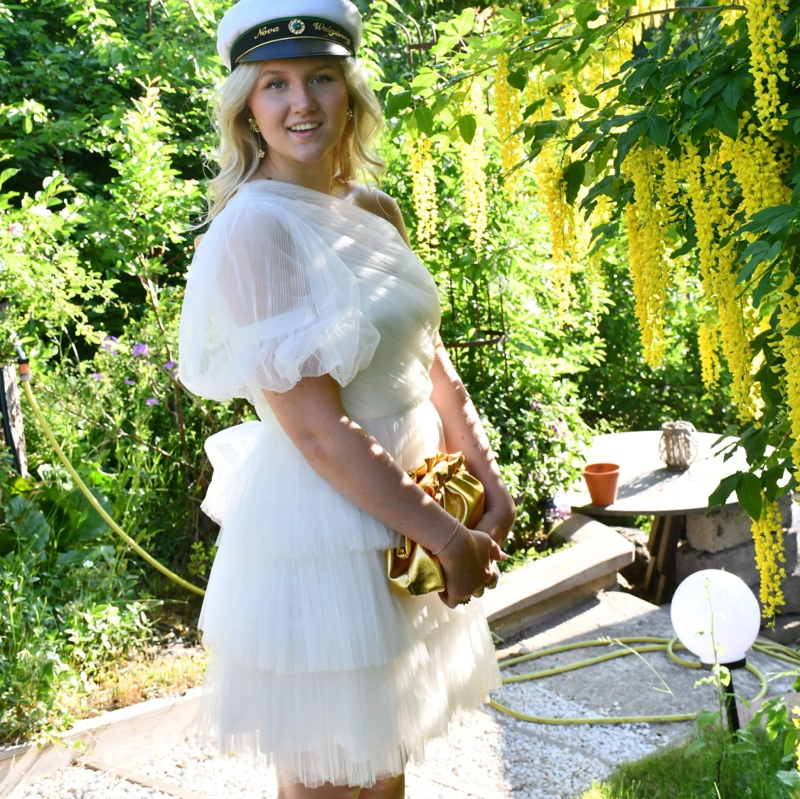 Vit By Malina Klänning