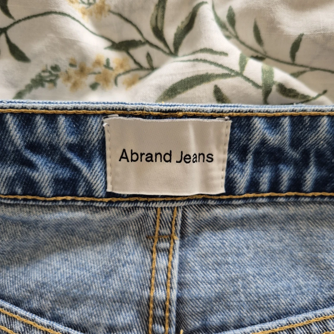 ljusblå jeansshorts från Abrand Jeans - 2