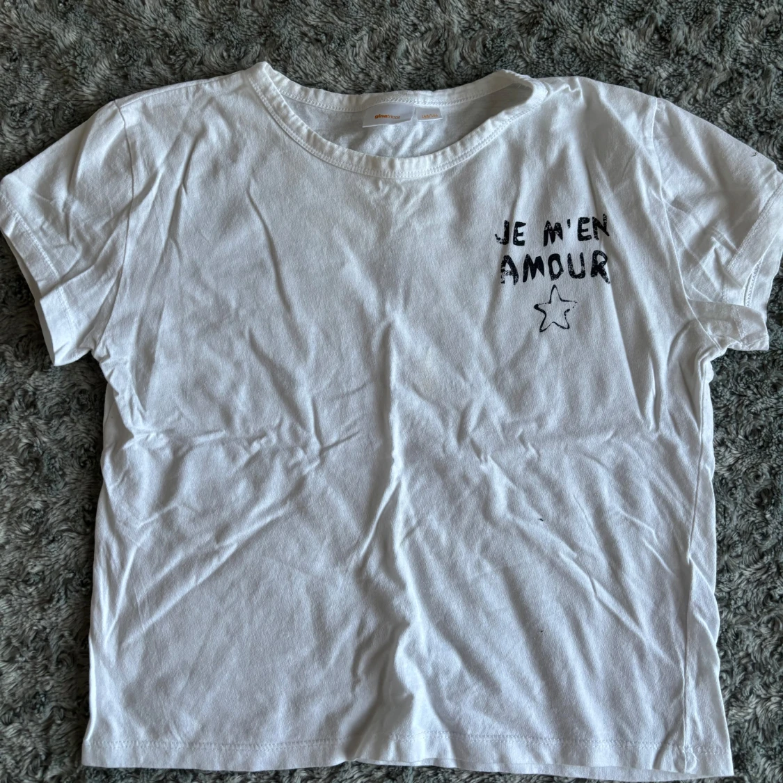 Vit t-shirt med tryck från Gina Tricot - 1