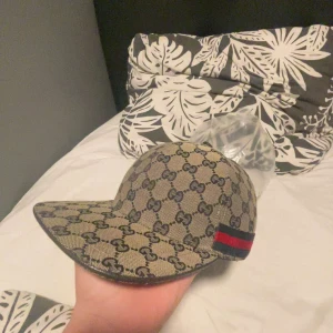 Gucci keps - Helt ny priset kan diskuteras vid snabb affär