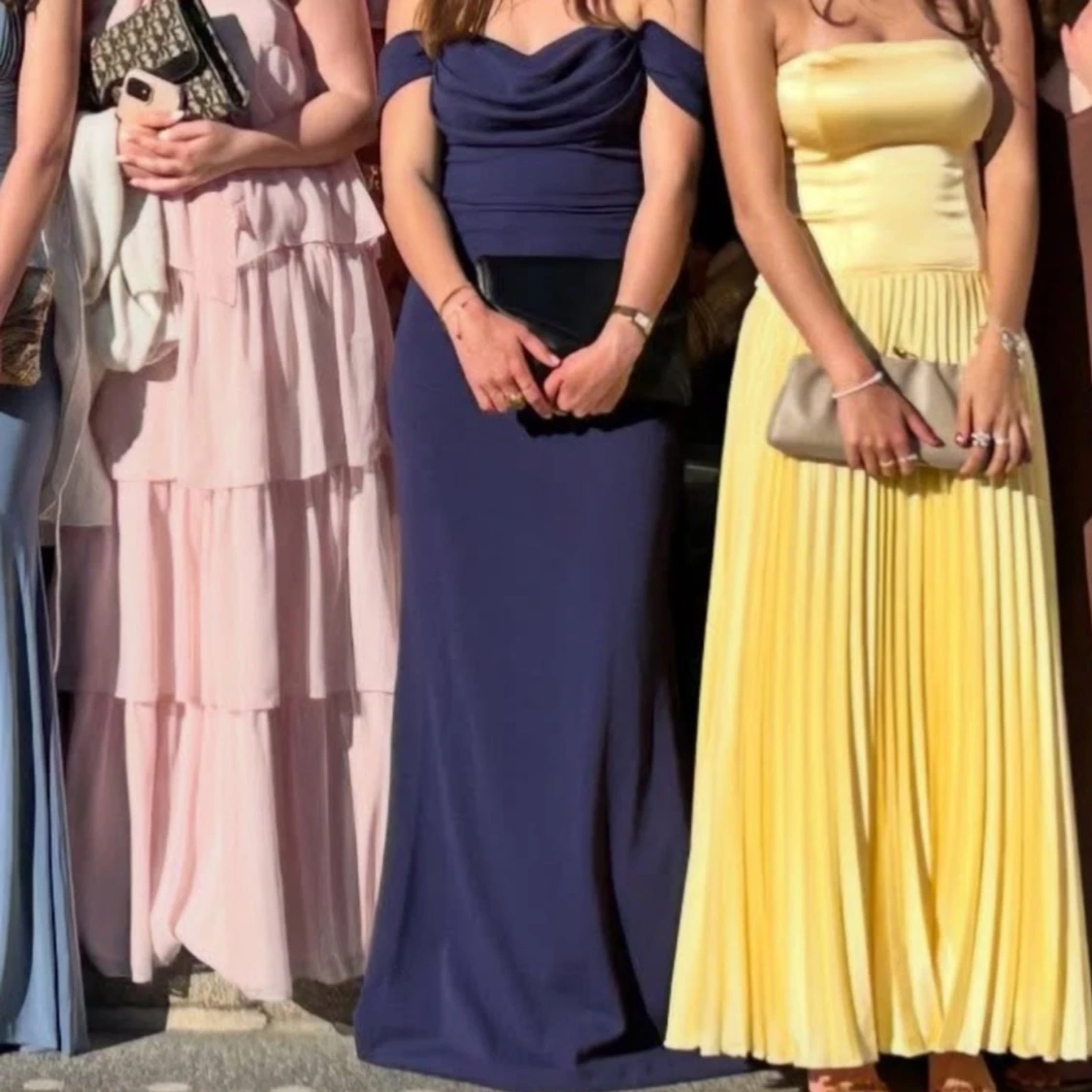 Marinblå långklänning offshoulder - 1