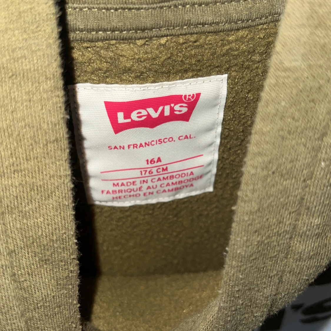 Olivgrön Levi's hoodie med logga - 2