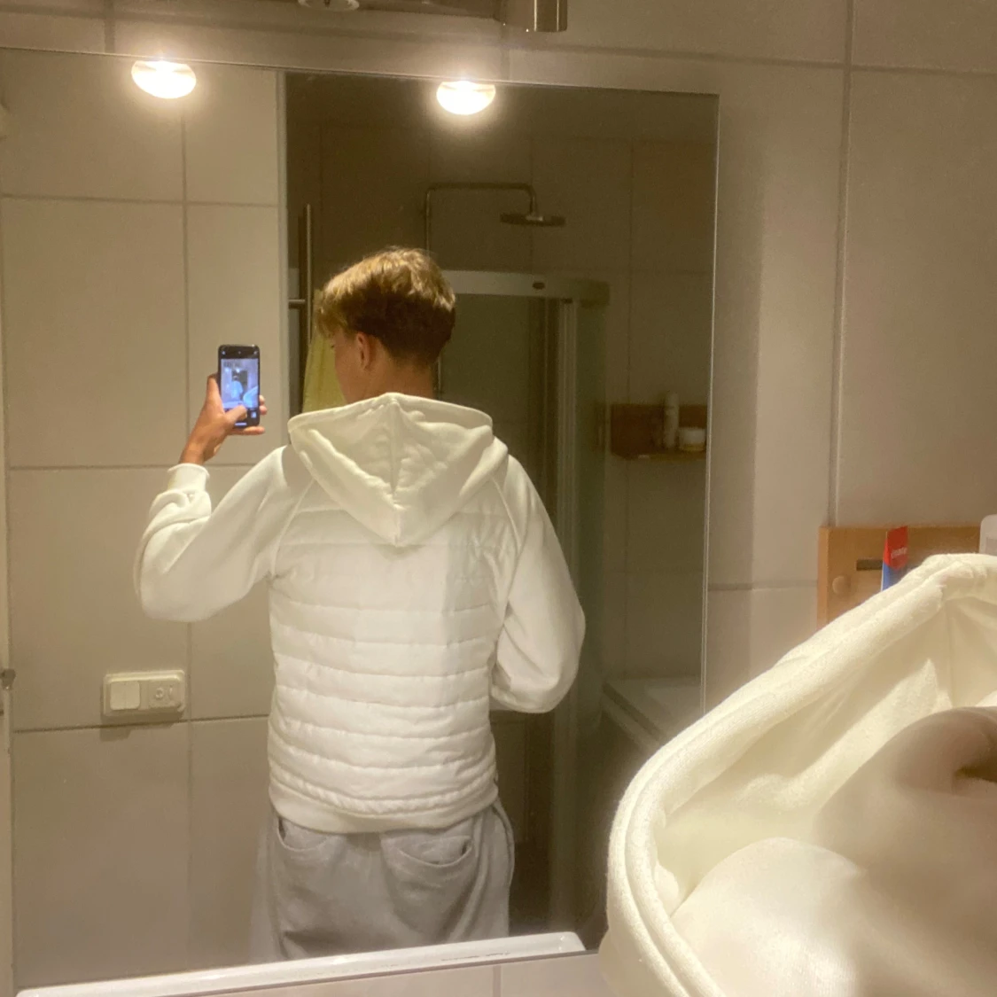 Vit stilren cardigan/hybridjacka - 2