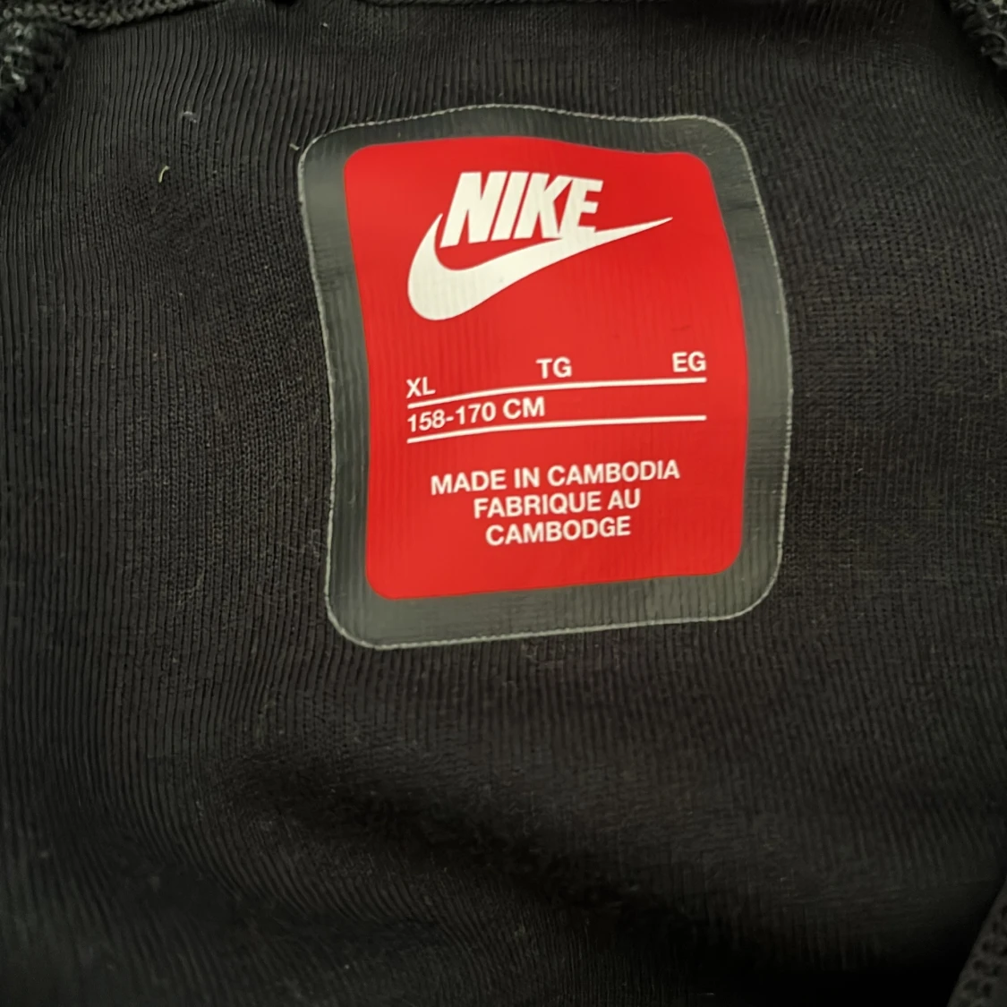 Nike tech svart grå XL 158-170 - 2