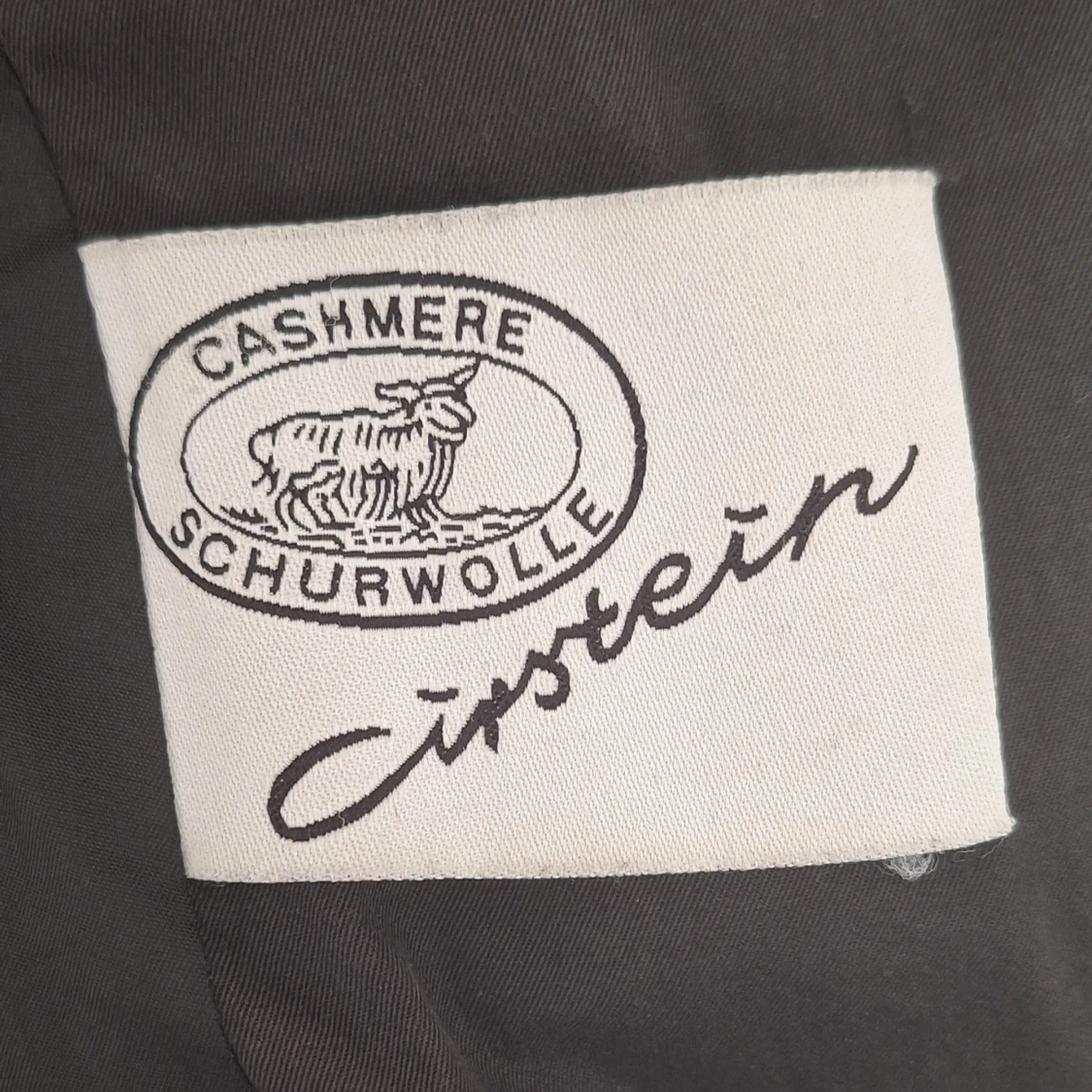 Svart kappa från Cirstein i kashmirull - 3