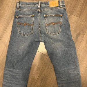 nudie jeans  - halloj, säljer dessa jeans från nudie i storlek 29/30, modell lean dean, super skick! hör av er vid frågor!