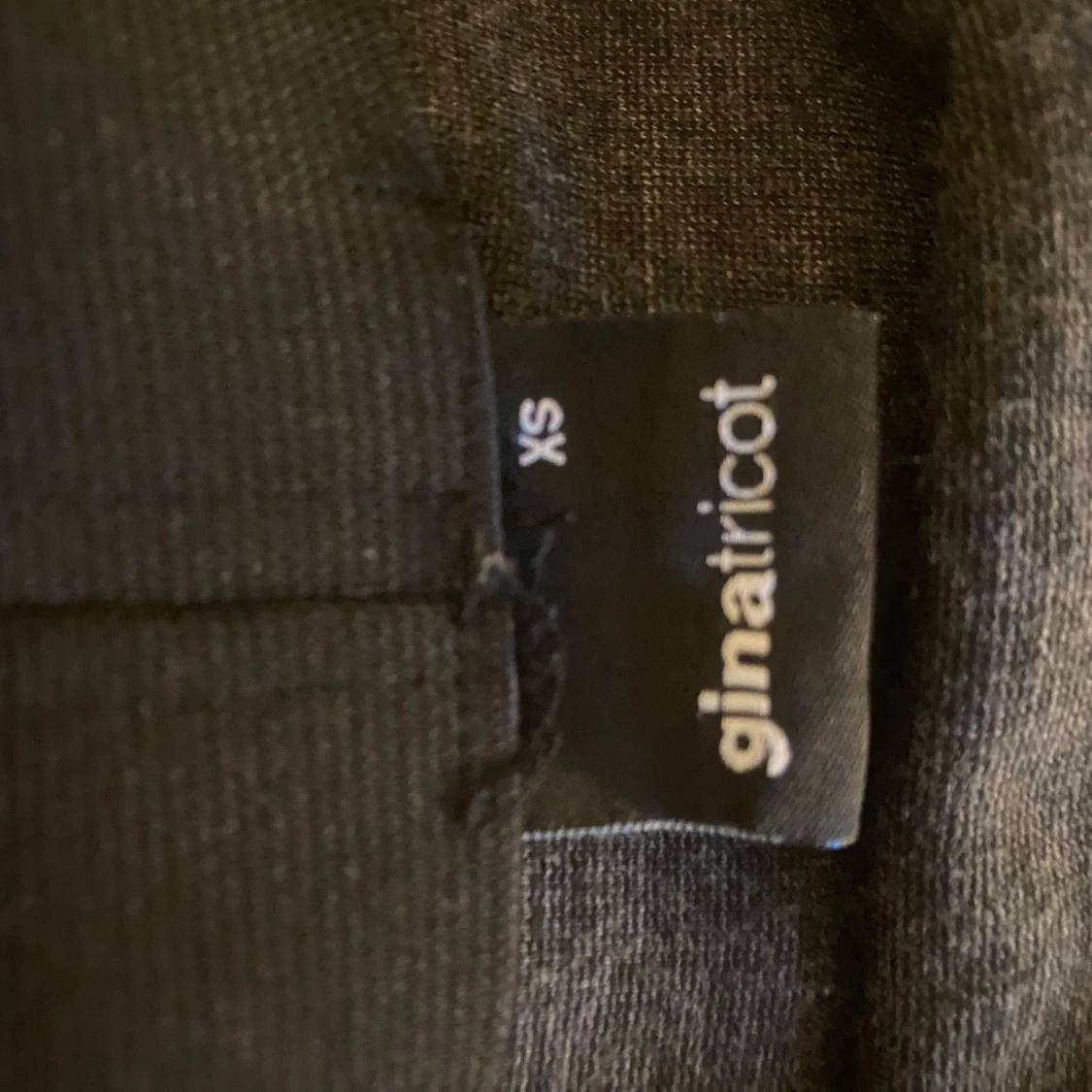 Svart omlottkjol från Gina Tricot, XS - 2