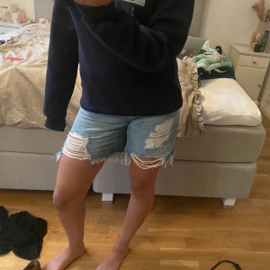 Jeans shorts  - Snygga jeans shorts som inte används! 