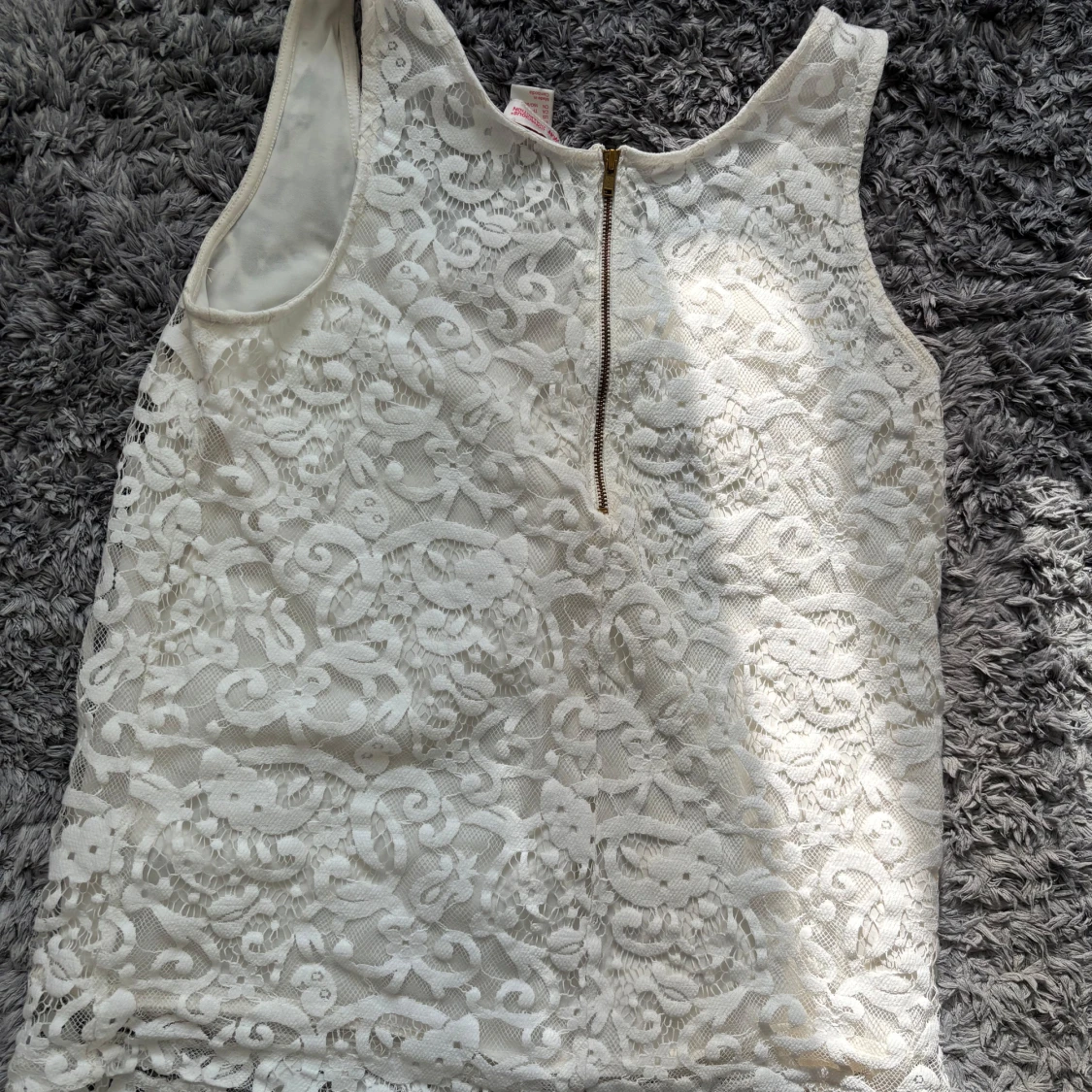 Vit spetslinne från H&M - 3