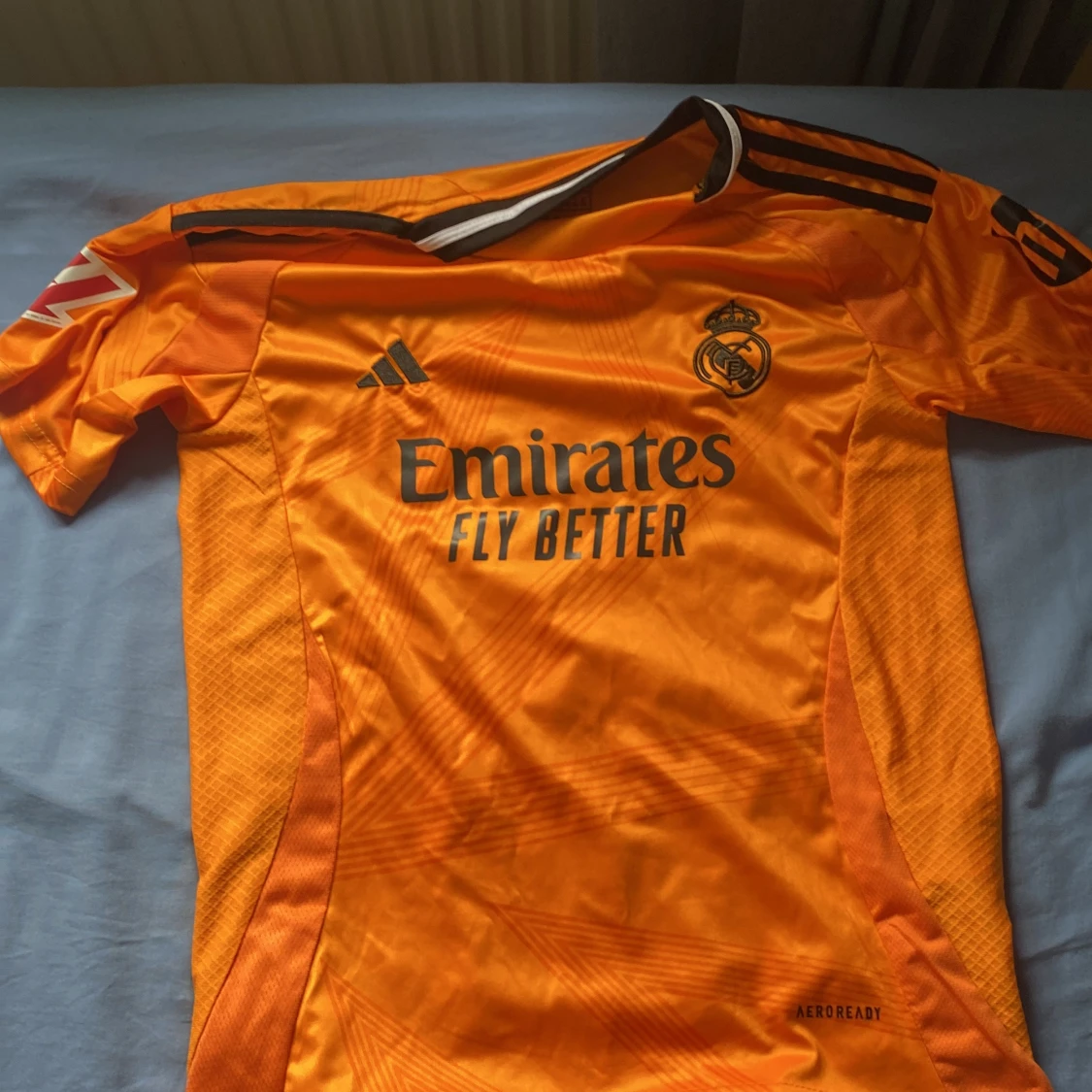 Real Madrid Bellingham matchställ orange - 2